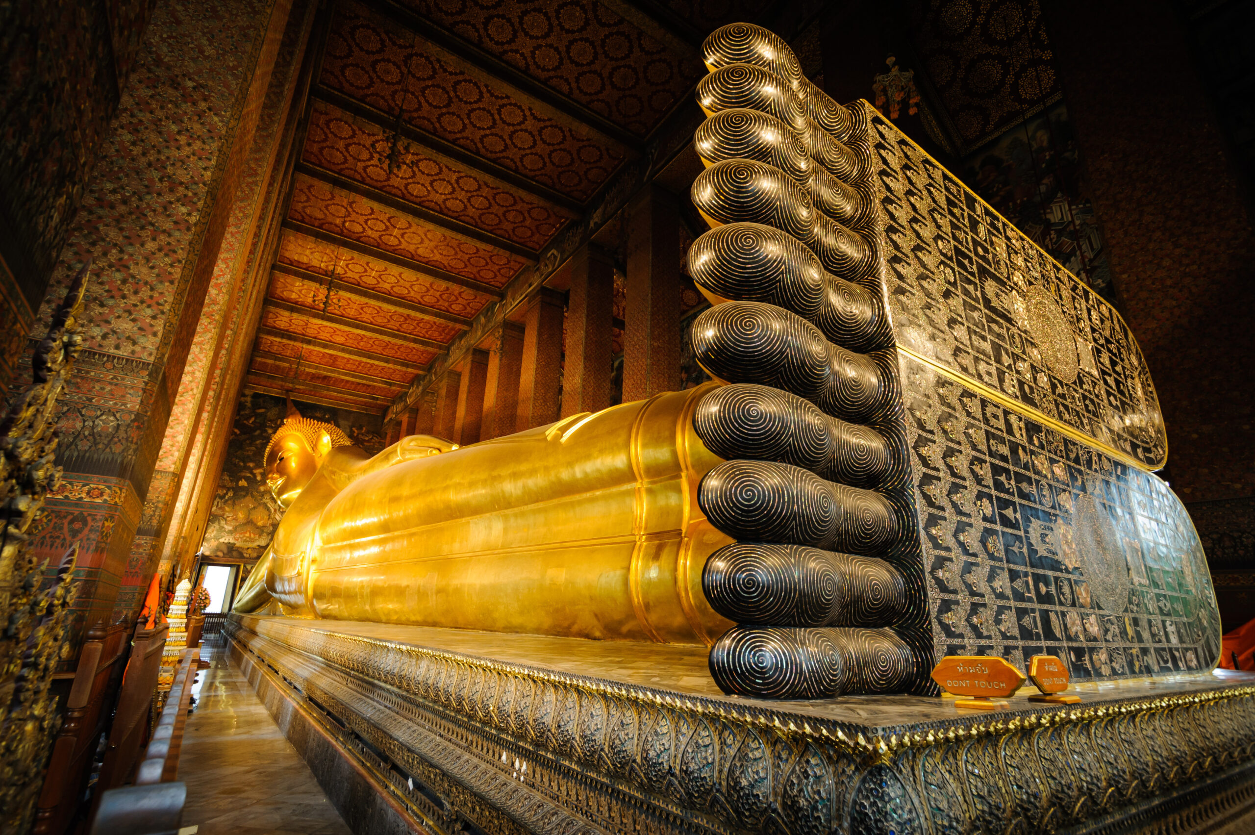 Buda Reclinado Wat Pho, Bangkok, Tailandia