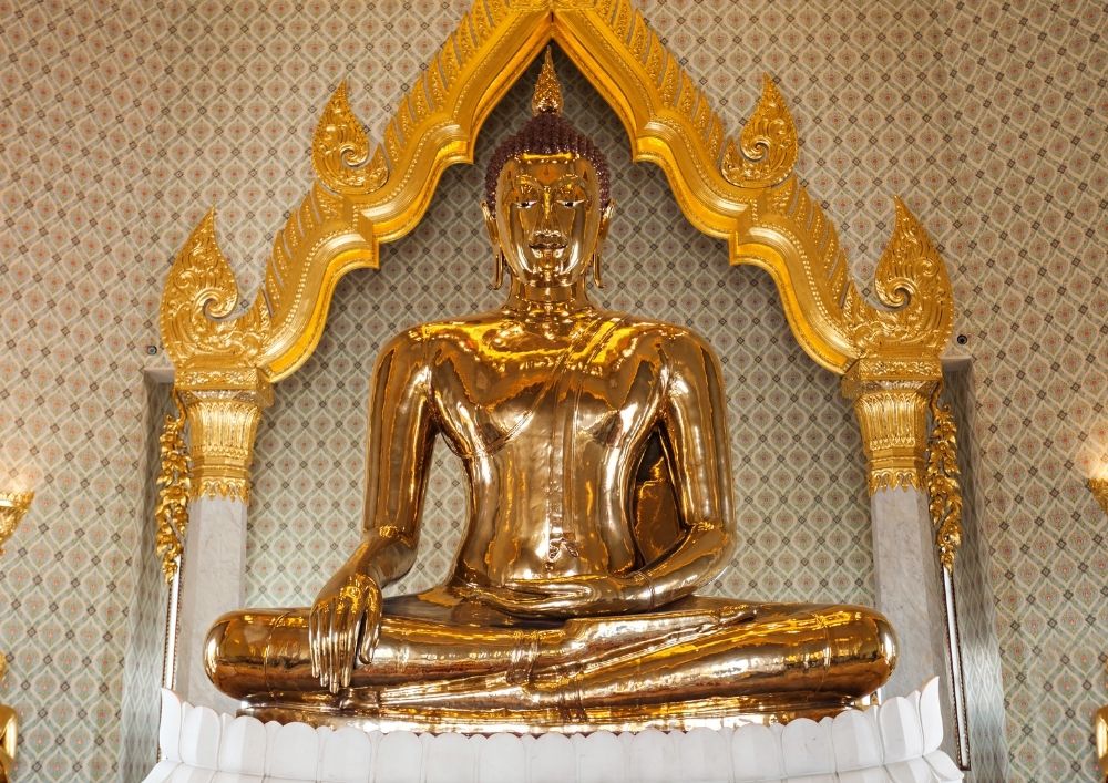 Templo Wat Traimit en Bangkok Tailandia.